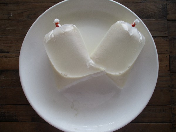 น้ำเต้าหู้