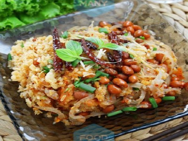 ยำข้าวแหนมคลุก(รับ 6 เมย.69)