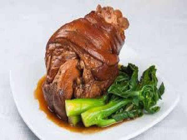 ขาหมูพะโล้(รับ 15เมย.69)