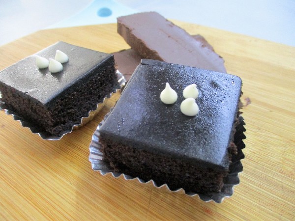 เค้กหน้านิ่มช๊อคโกแลต 2ชิ้น