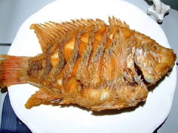 ปลานิลทอด+น้ำจิ้มแจ่ว